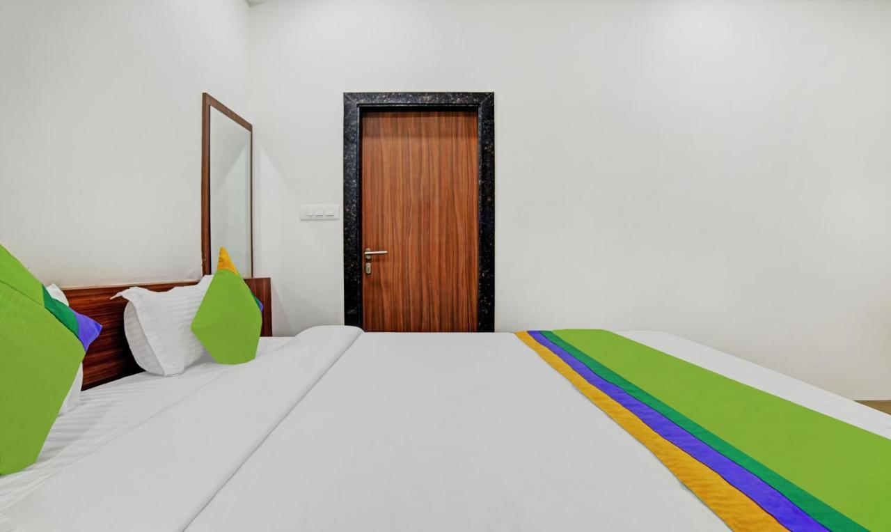 Hotel Treebo Shivaay Indore Exterior foto