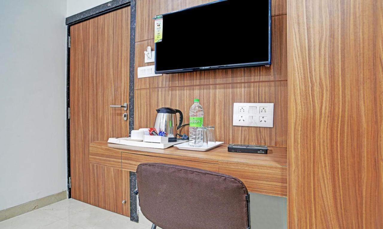Hotel Treebo Shivaay Indore Exterior foto